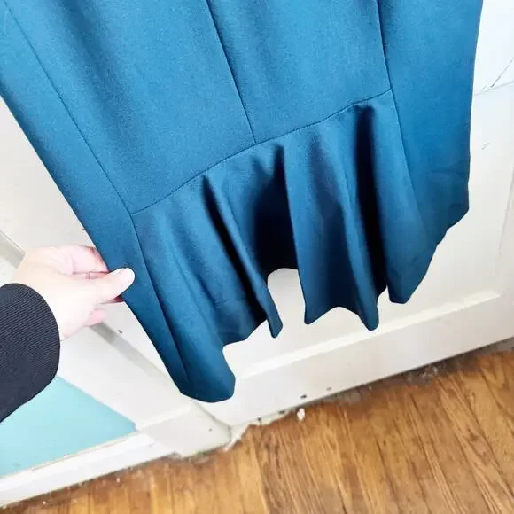 Lafayette 148 New York V-Neck Virgin Wool Pencil Dress Fluted Back Skirt Size 6 - Picture 12 of 12